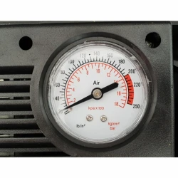 Компресор за гуми в куфар HL-121 / 12V